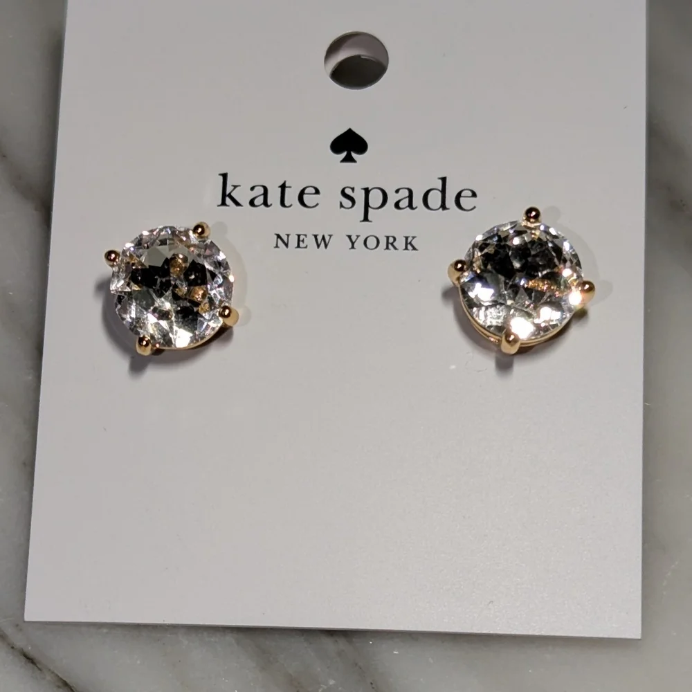 NWT+ Pouch Kate Spade Gumdrop Studs in Clear
